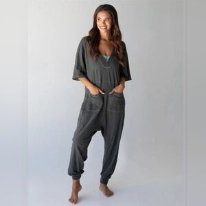 NATURAL LIFE Relaxed V-Neck Pocket Jumpsuit - Charcoal